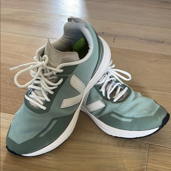 Veja Impala Engineered Mesh Matcha Crème Sneakers - Picture 2 of 7